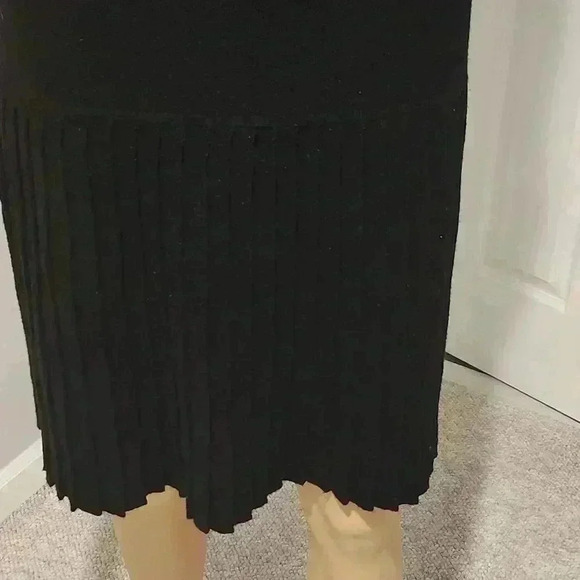 Alice Olivia dress  - Picture 3 of 8